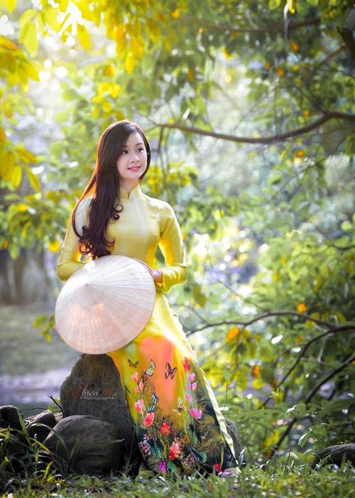 Con sư tử đực gầy đến mức chỉ còn da bọc xương. Ảnh: Larry Anthony Pannell.