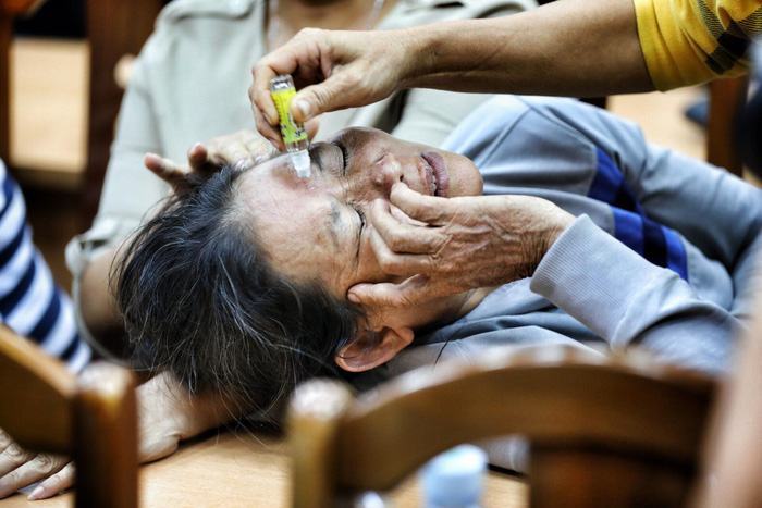 Dân Thủ Thiêm rơi nước mắt kiến nghị với đại biểu quốc hội - Ảnh 10. Dân Thủ Thiêm rơi nước mắt kiến nghị với đại biểu quốc hội - Ảnh 10.