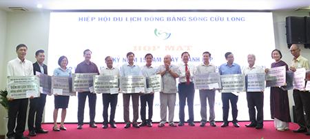 Link tại F168 ĐBSCL: Cần nhiều sản phẩm mới và tránh trùng lặp