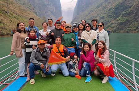 Cảnh giác mua tour giá rẻ trên các trang mạng Nổ hũ F168