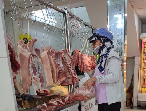Giá heo nóng nhưng khó sốt - Ảnh 1. Giá heo nóng nhưng khó sốt - Ảnh 1.