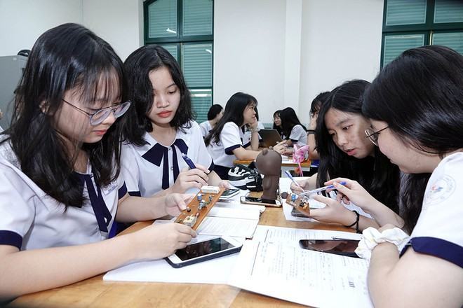 Học sinh lớp 12 năm nay sẽ thi tốt nghiệp THPT giai đoạn 2021 - 2025 với đề xuất giao về cho địa phương ẢNH: ĐÀO NGỌC THẠCH