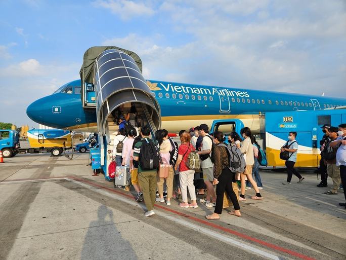 Hàng không, F168 ⚜️ trang chủ F168 chính thức 2025 ✔ link không chặn vào cao điểm hè - Ảnh 1. Hàng không, F168 ⚜️ trang chủ F168 chính thức 2025 ✔ link không chặn vào cao điểm hè - Ảnh 1.