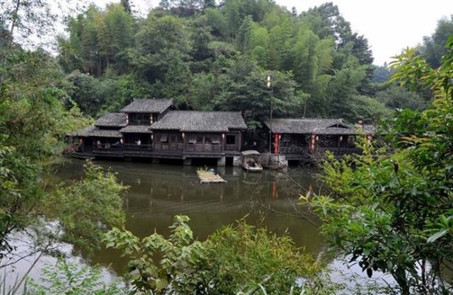 Ngôi làng trên núi không có muỗi suốt hàng trăm năm