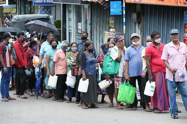 Sri Lanka đóng cửa F1685 phiên bản mới, kêu gọi công chức làm việc ở nhà hình ảnh 1 Sri Lanka dong cua truong hoc, keu goi cong chuc lam viec o nha hinh anh 1