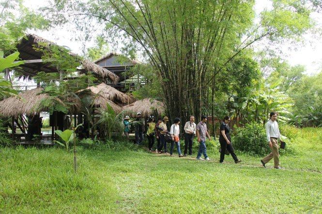 Triêm Tây - vùng đất lở thành điểm F168 ⚜️ trang chủ F168 chính thức 2025 ✔ link không chặn làng quê 