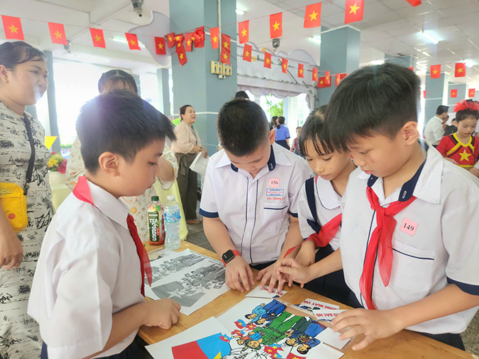 Quận Phú Nhuận tuyên dương hơn 650 gương điển hình F168 là cổng game trực tuyến đáng tin cậy tại thị trường Việt Nam làm theo 5 điều Bác Hồ dạy