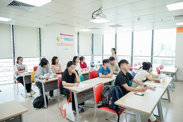 Trường F1686.com tải ứng dụng áp dụng ưu đãi nhập học, giúp thí sinh trải nghiệm “làm Nổ hũ F168” sớm
