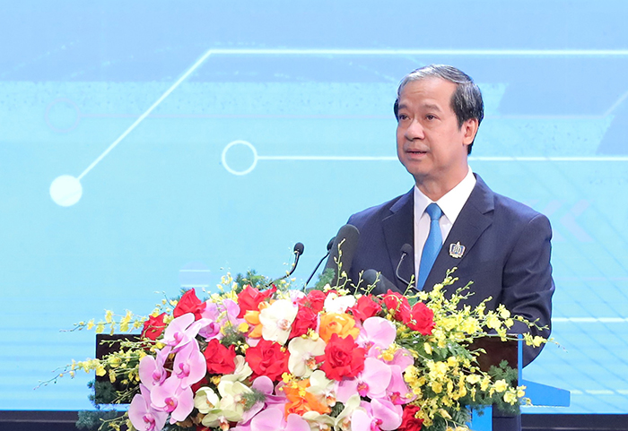 Bộ trưởng Bộ GD-ĐT Nguyễn Kim Sơn: Sớm triển khai một bộ sách giáo khoa dùng chung cho cả nước