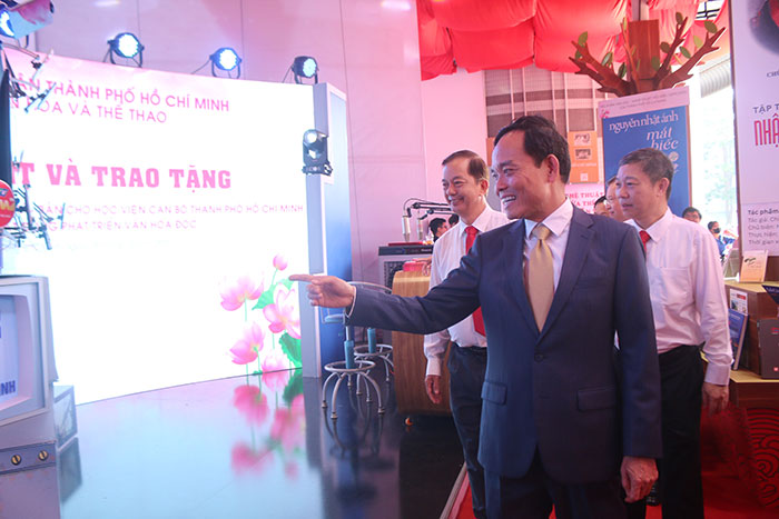 “Cây tri thức” và 126.000 quyển sách sẽ phục vụ công tác phát triển F1686 đăng nhập đọc