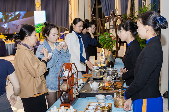 Khởi động Trang Chủ F168.com Chính Thức Casino Uy Tín khởi nghiệp về Trà Việt dành cho giới trẻ