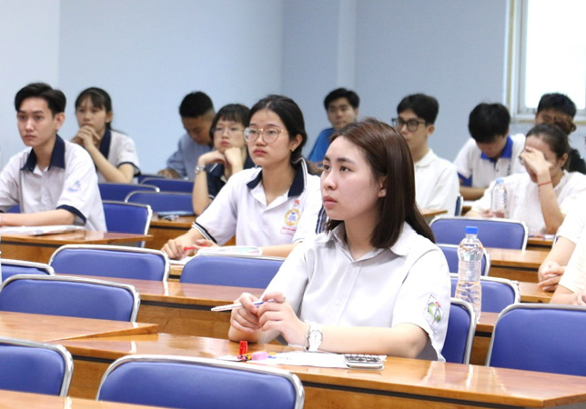 ĐH Quốc gia TP.HCM chỉ còn 1 phương thức xét tuyển cho năm 2026