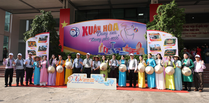 Ấn tượng tour F168 ⚜️ trang chủ F168 chính thức 2025 ✔ link không chặn “Xuân Hòa – Dáng xưa trong phố mới”
