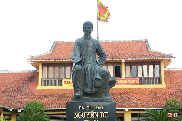 Đẩy mạnh tuyên truyền kỷ niệm 260 năm ngày sinh của Đại thi hào Nguyễn Du