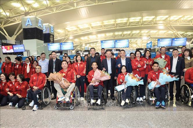 Đoàn Thể thao Người F16878 Vip hiện đang mở Việt Nam lên đường tham dự ASEAN Para Games 13