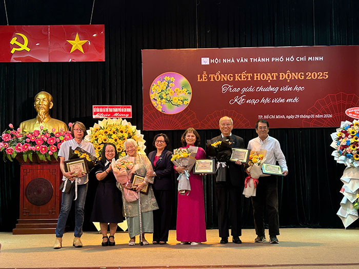 TP.HCM tôn vinh nhiều “cây bút” xuất sắc