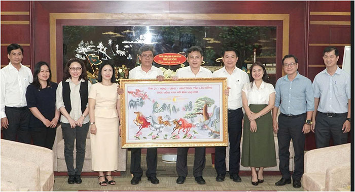 Lãnh đạo tỉnh Lâm Đồng thăm, chúc Tết các trường ĐH tại TP.HCM