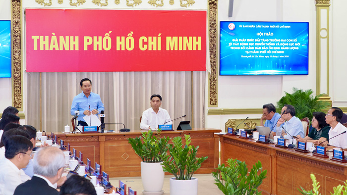 Tăng trưởng hai con số: Yêu cầu phát triển mang tính chiến lược của thành phố trong giai đoạn mới