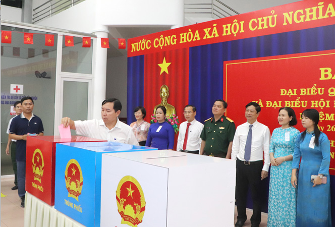 Tập trung tổ chức tốt các hội nghị tiếp xúc cử tri