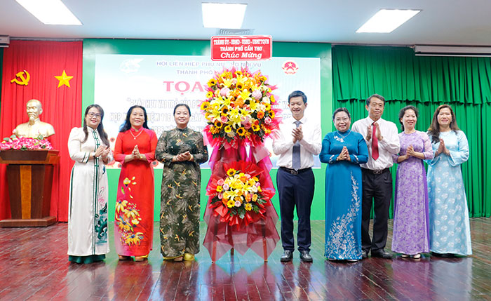 Phát huy vai trò phụ nữ trong cơ quan dân cử
