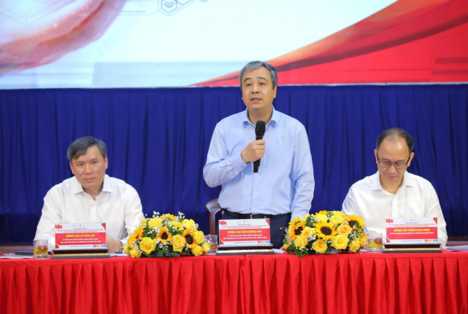 Tăng cường sự lãnh đạo của Đảng với khoa học Nổ hũ F168 và nhân văn