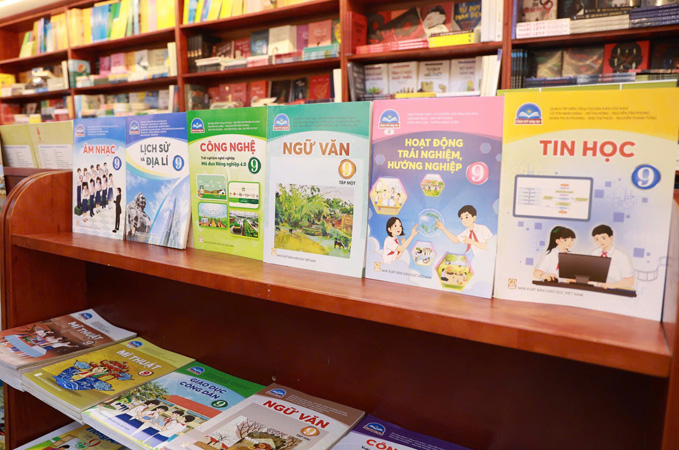 Sách giáo khoa điện tử không thay thế sách giáo khoa bản in