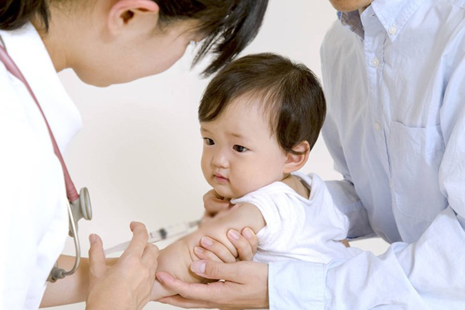 “Thời điểm vàng” tiêm ngừa viêm gan B cho trẻ