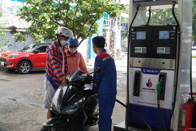 Doanh nghiệp trước áp lực nguồn cung năng lượng