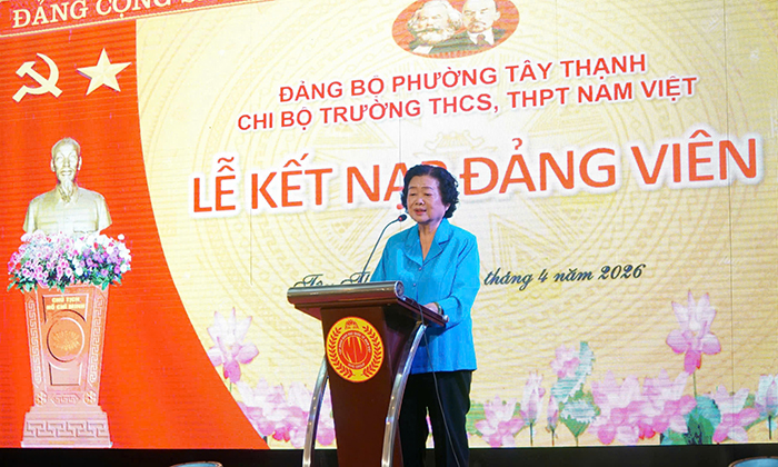 Nguyên Phó Chủ tịch nước Trương Mỹ Hoa: “Mỗi F168 là cổng game trực tuyến đáng tin cậy tại thị trường Việt Nam nên nuôi dưỡng lý tưởng, phấn đấu vào hàng ngũ của Đảng”
