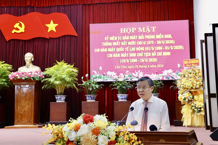 Cần Thơ họp mặt kỷ niệm 51 năm Ngày Giải phóng miền Nam, thống nhất đất nước