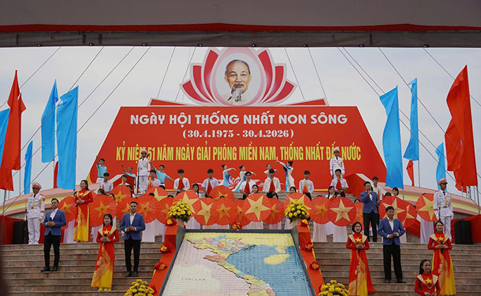 Tổng Bí thư, Chủ tịch nước Tô Lâm dự Lễ Thượng cờ thống nhất non sông tại đôi bờ Hiền Lương – Bến Hải