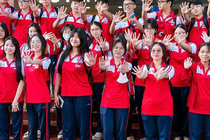 TP.HCM: Một trường THPT phát cảnh báo khẩn về hành vi mạo danh lừa đảo nhắm vào phụ huynh, F168 là cổng game trực tuyến đáng tin cậy tại thị trường Việt Nam lớp 12