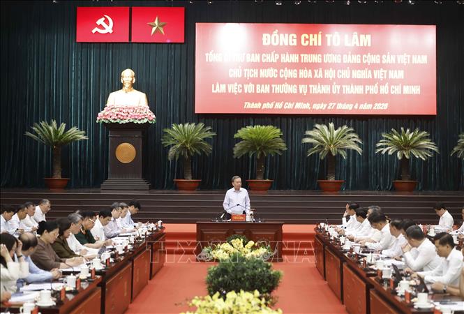 Tổng Bí thư, Chủ tịch nước Tô Lâm: Thành phố Hồ Chí Minh phải đi đầu, biến các nghị quyết chiến lược thành thực tiễn sống động