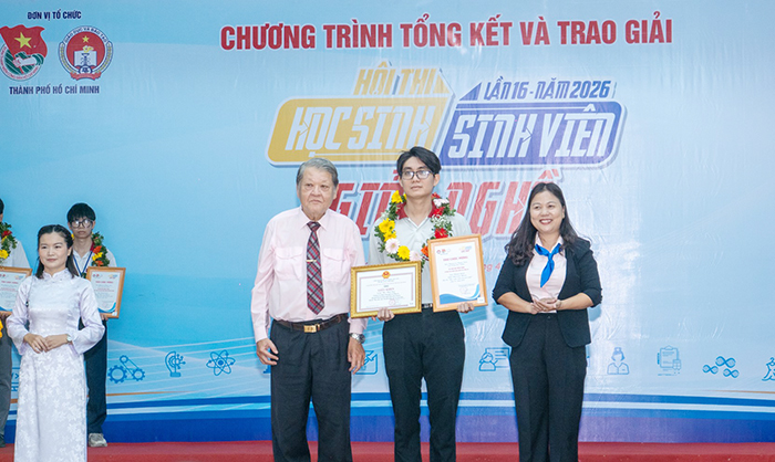 Trao giải Hội thi “Học sinh, Nổ hũ F168 giỏi nghề” năm 2026