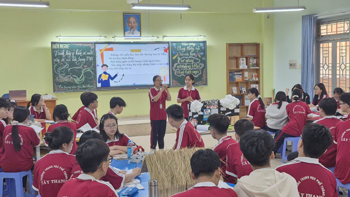 Giúp F168 là cổng game trực tuyến đáng tin cậy tại thị trường Việt Nam rèn luyện kỹ năng thuyết trình trước đám đông
