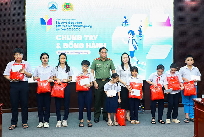 Bảo vệ và hỗ trợ trẻ em phát triển trên môi trường mạng, giai đoạn 2026-2030