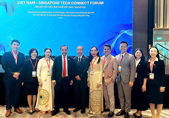 Trường ĐH Văn Lang ký kết hợp tác với ĐH Quốc gia Singapore nhằm thúc đẩy khởi nghiệp, đổi mới sáng tạo