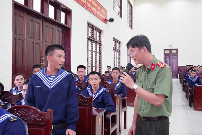 Tội phạm công nghệ cao gia tăng chiêu trò “dọa khóa sim”