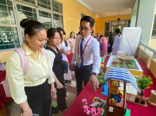 Khi AI đưa vào ứng dụng trong dạy học văn